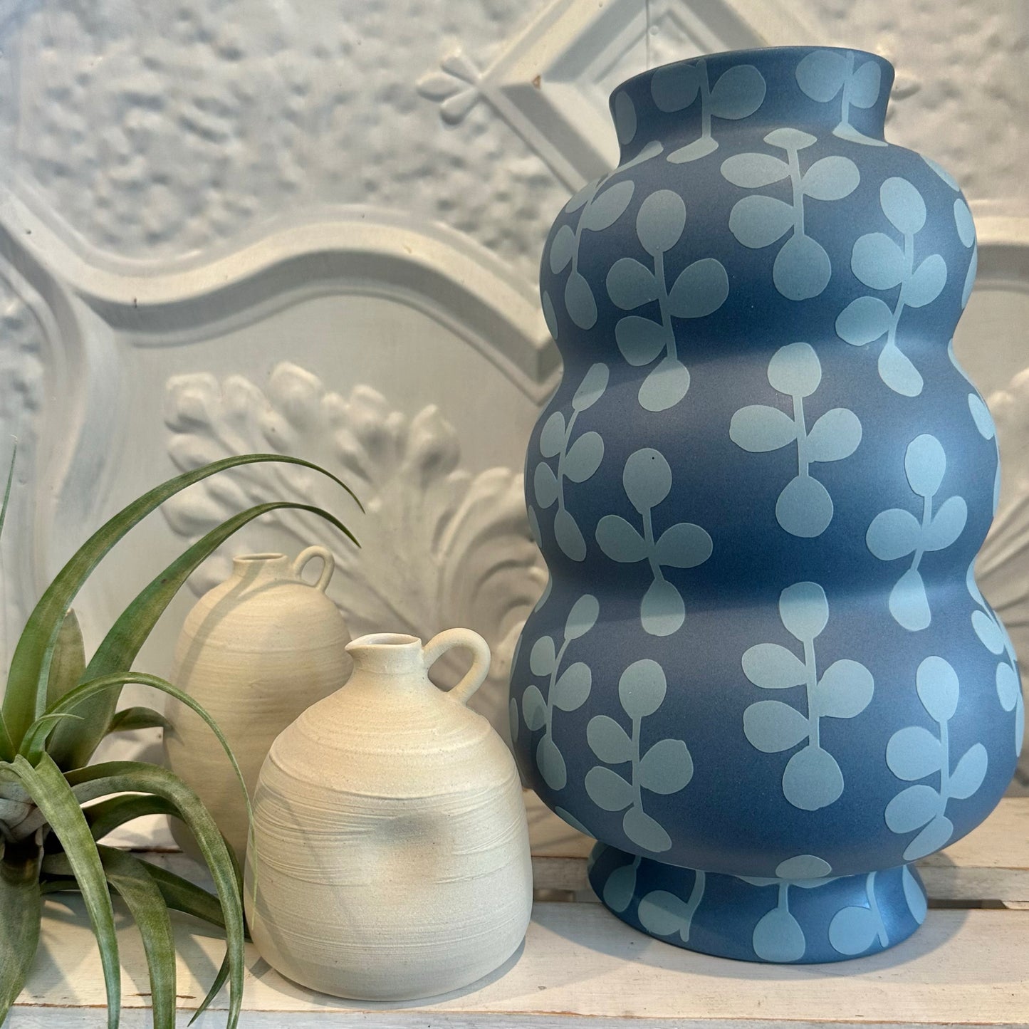 Happy Vase - Triple Clover Blue