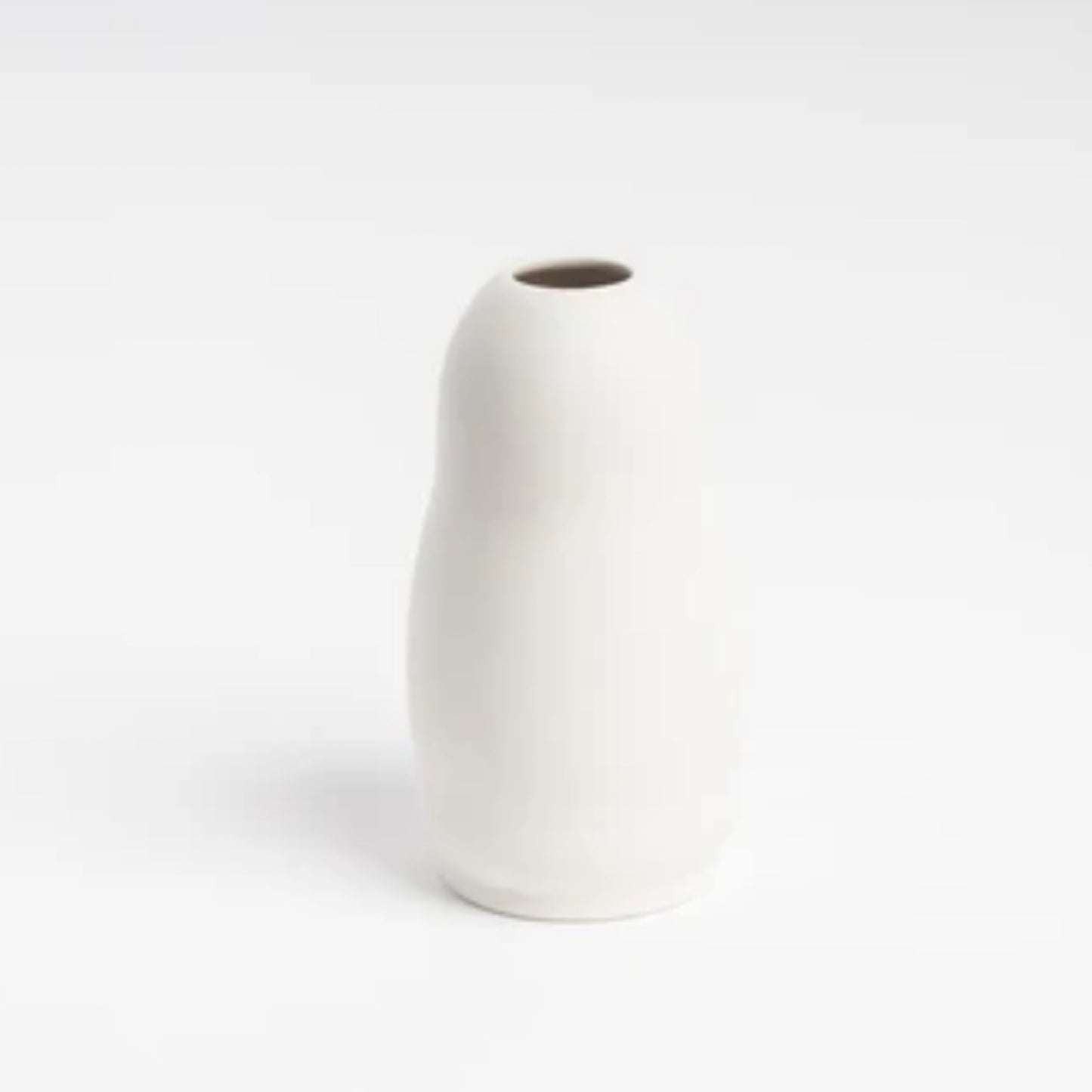 Leo Harmie Vase