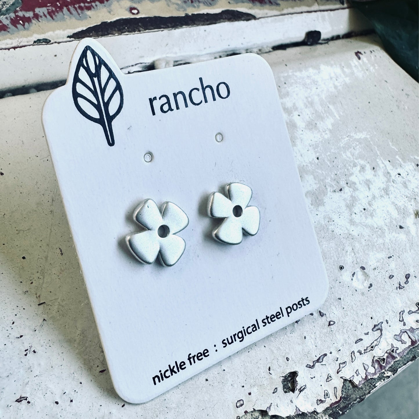 Retro Daisy Studs