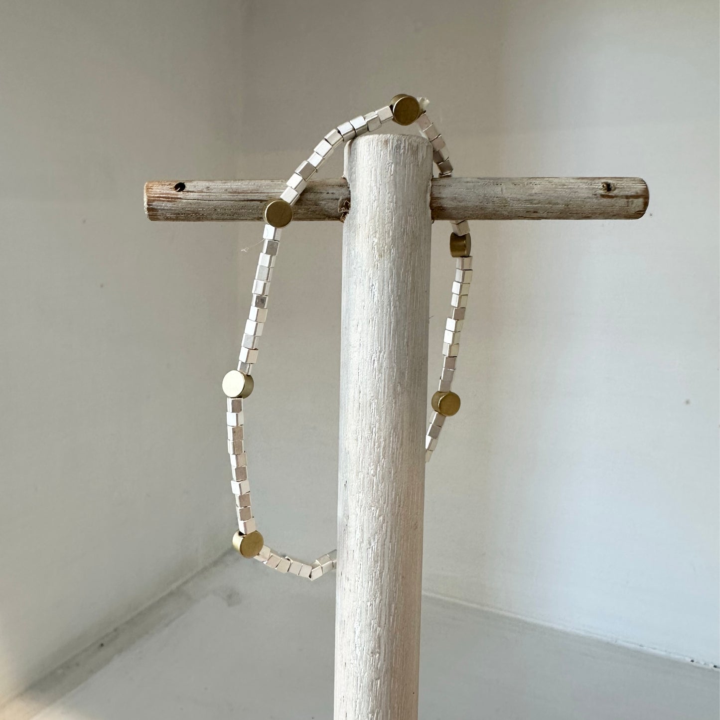 Dot and Fine Square Bead Bracelet