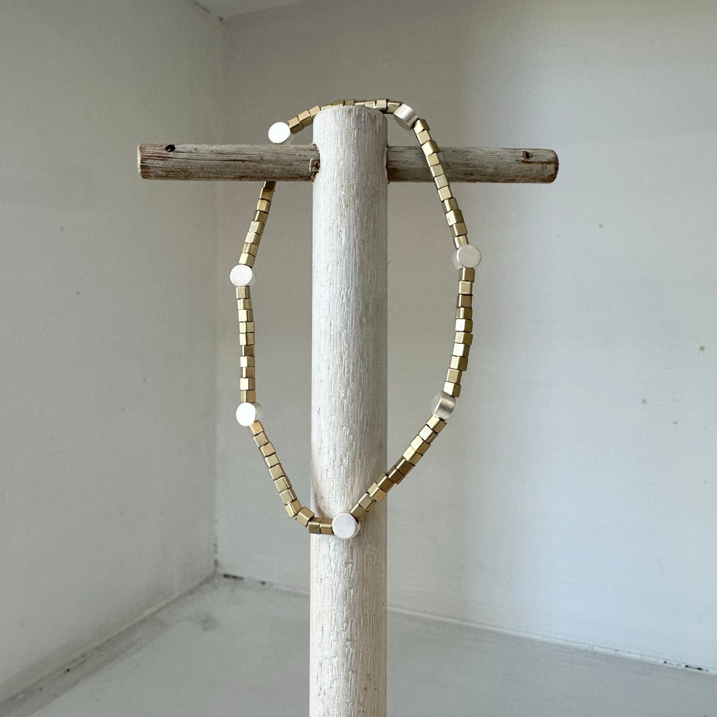 Dot and Fine Square Bead Bracelet