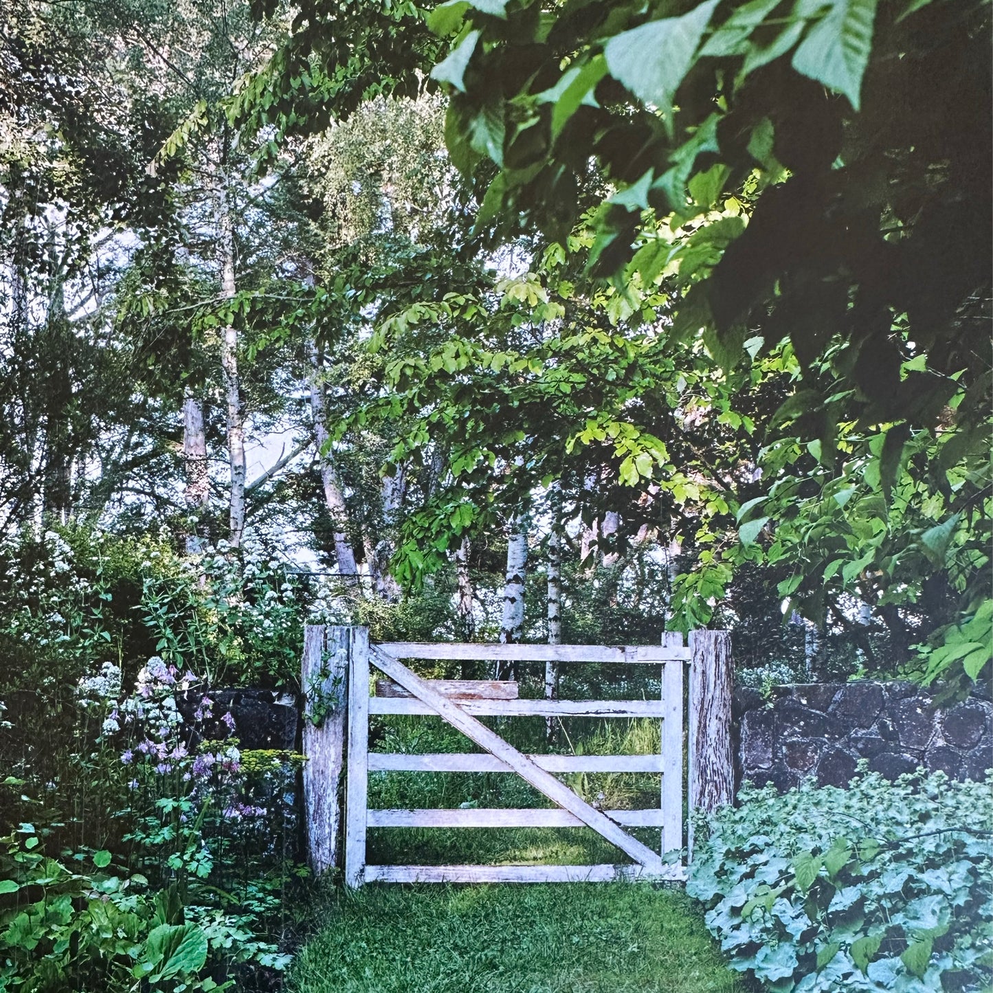 Country Style - Country Gardens in Australia