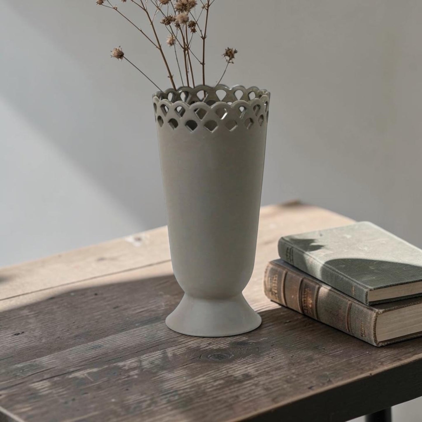 Peacock Stem Vase